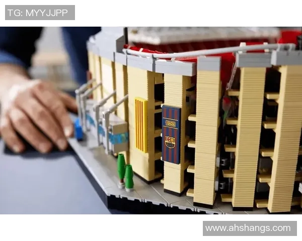 乐高巴萨足球明星拼搭挑战 展现球场风采与创意魅力